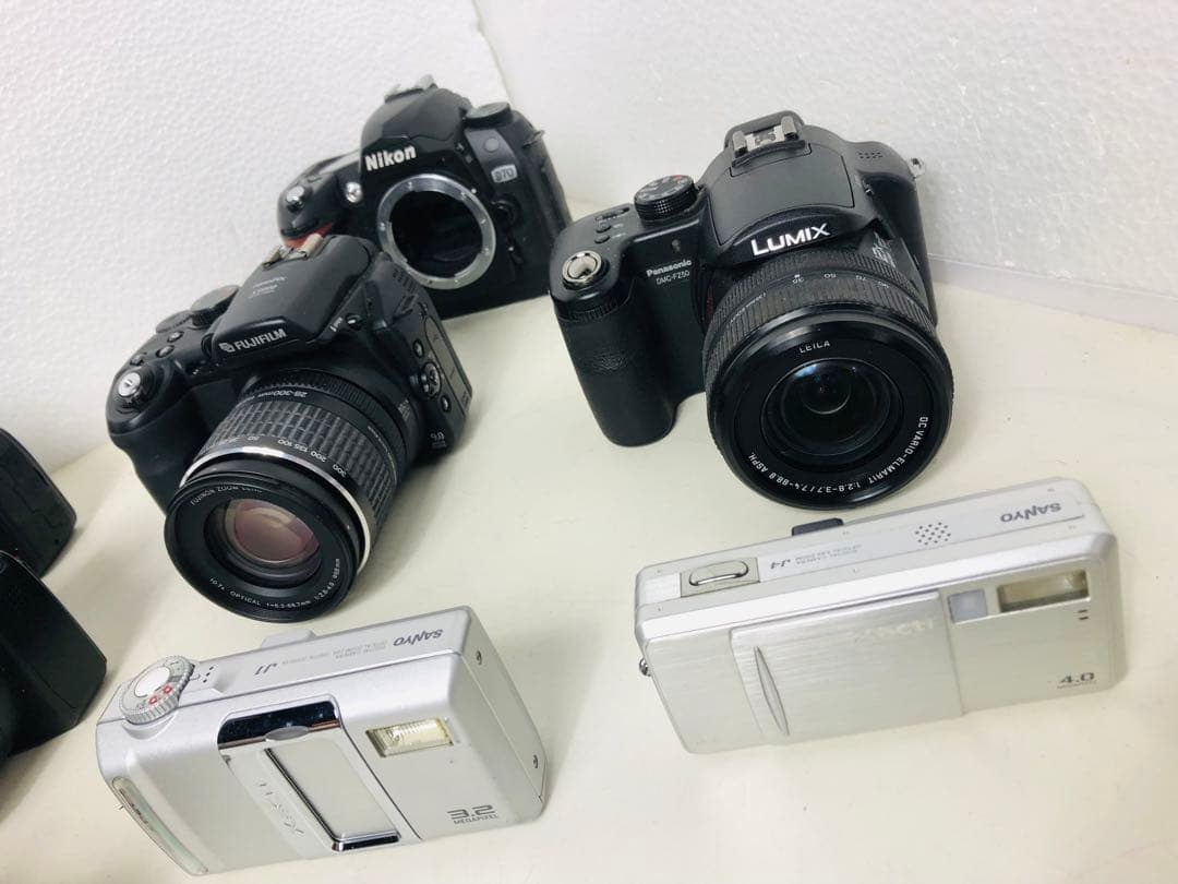 デジタルカメラ 9台 まとめて Nikon など デジカメ 動作未確認 ジャンク