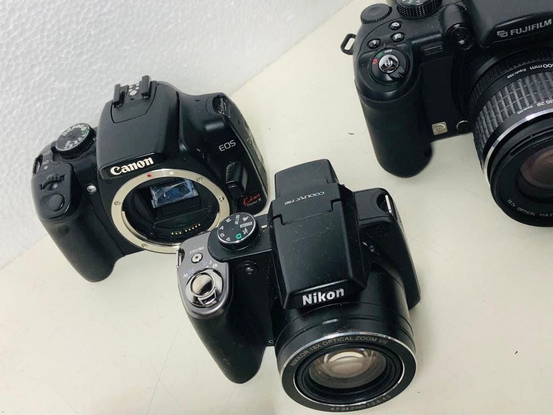 デジタルカメラ 9台 まとめて Nikon など デジカメ 動作未確認 ジャンク