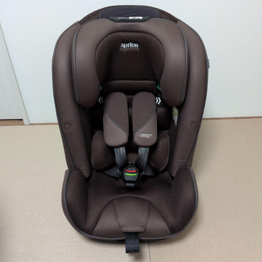 美品Aprica フォームフィットISOFIXセーフティープラス AB ブラウン アップリカ（Aprica） フォームフィット ISOFIX セーフティープラス AB
