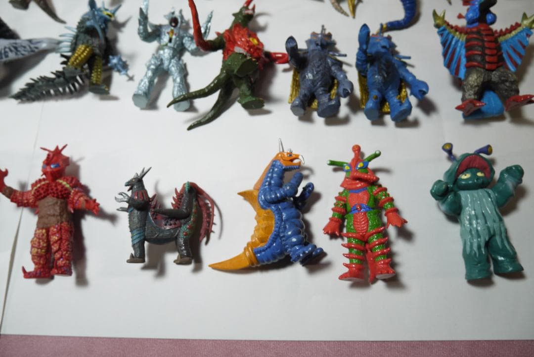 HG ウルトラ怪獣 98体