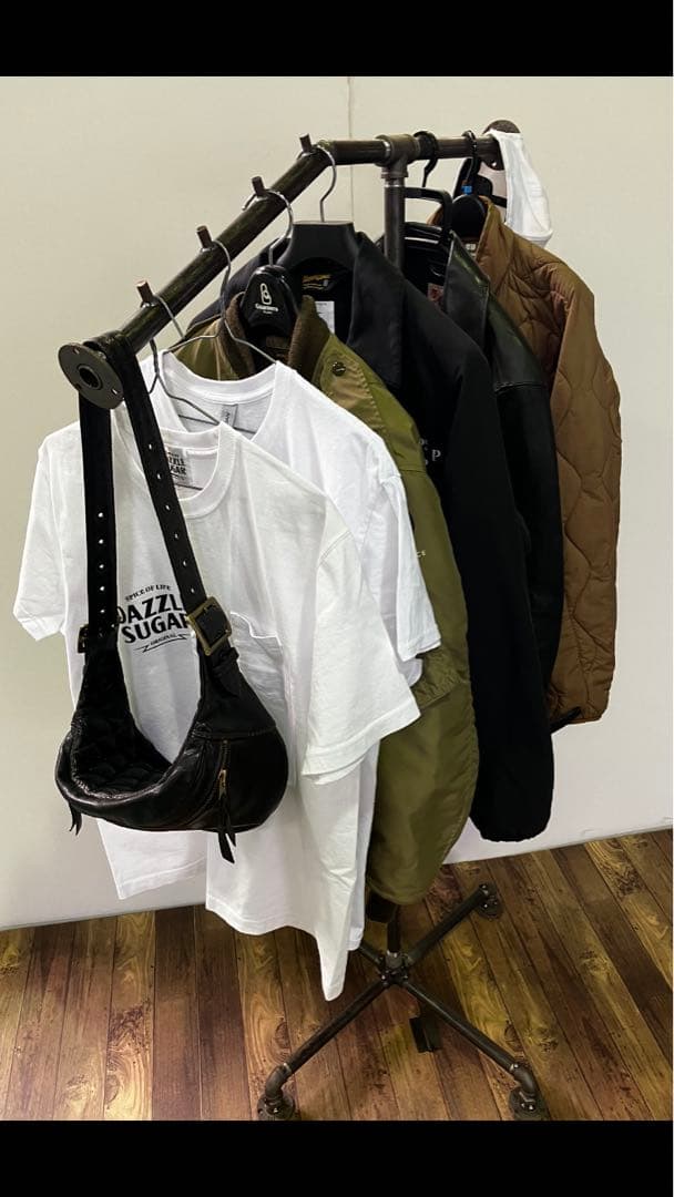 のんちゃん、ハンガーラック、アイアンラック、配管 楽天市場】【再販】無垢 アイアン スチール ハンガーラック (完成品