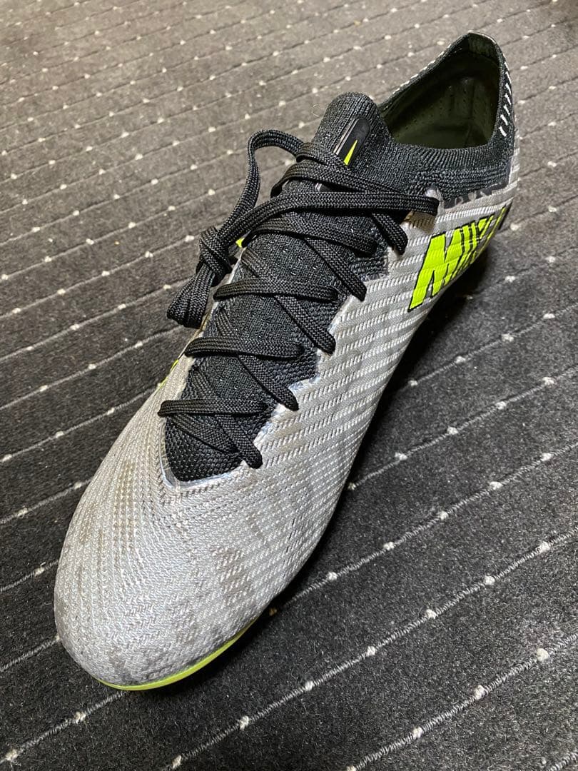 新品　ナイキ　サッカースパイク　マーキュリアル ヴェイパー FG 27.5cm