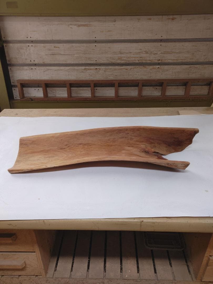 激安！【No.19】欅 ケヤキ ウズラ杢 皿 手彫り 銘木 無垢材/自然素材