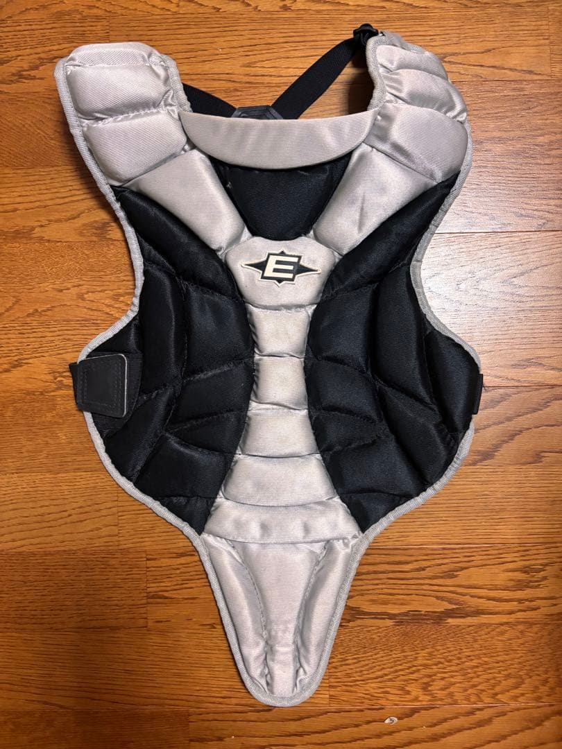 EASTON キャッチャー用プロテクター フリーサイズ|mercariメルカリ官方