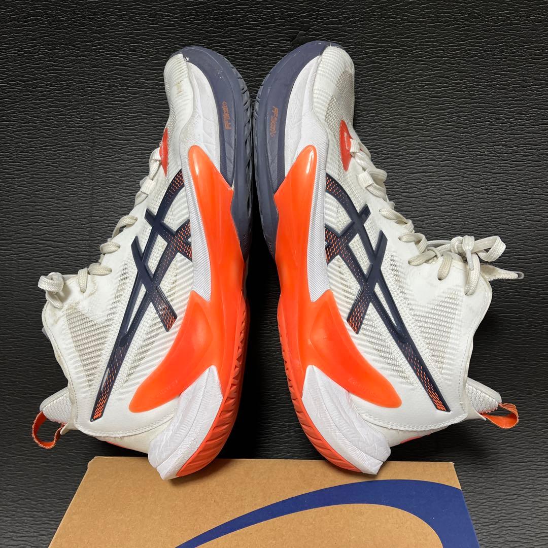 ASICS メタライズ 2バレーボールシューズ ホワイト/オレンジ 26.5cm