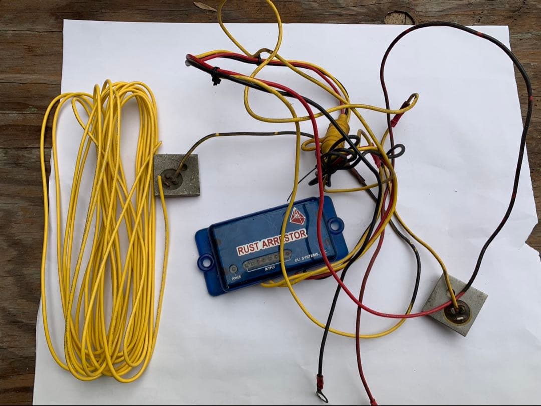 電子防錆装置 ラストアレスター 12V 2ch : ターゲット 電子防錆装置