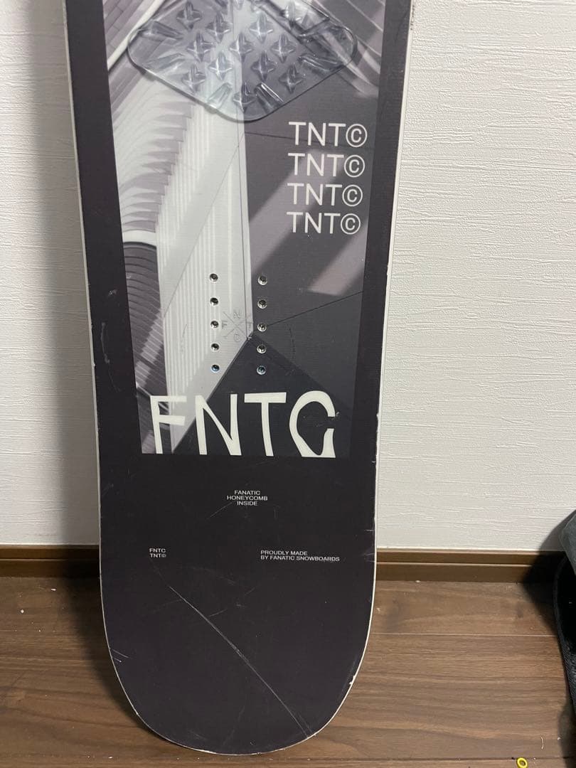 FNTC TNT-C 147 21-22モデル スノーボード板 グラトリ値下げ可FNTC