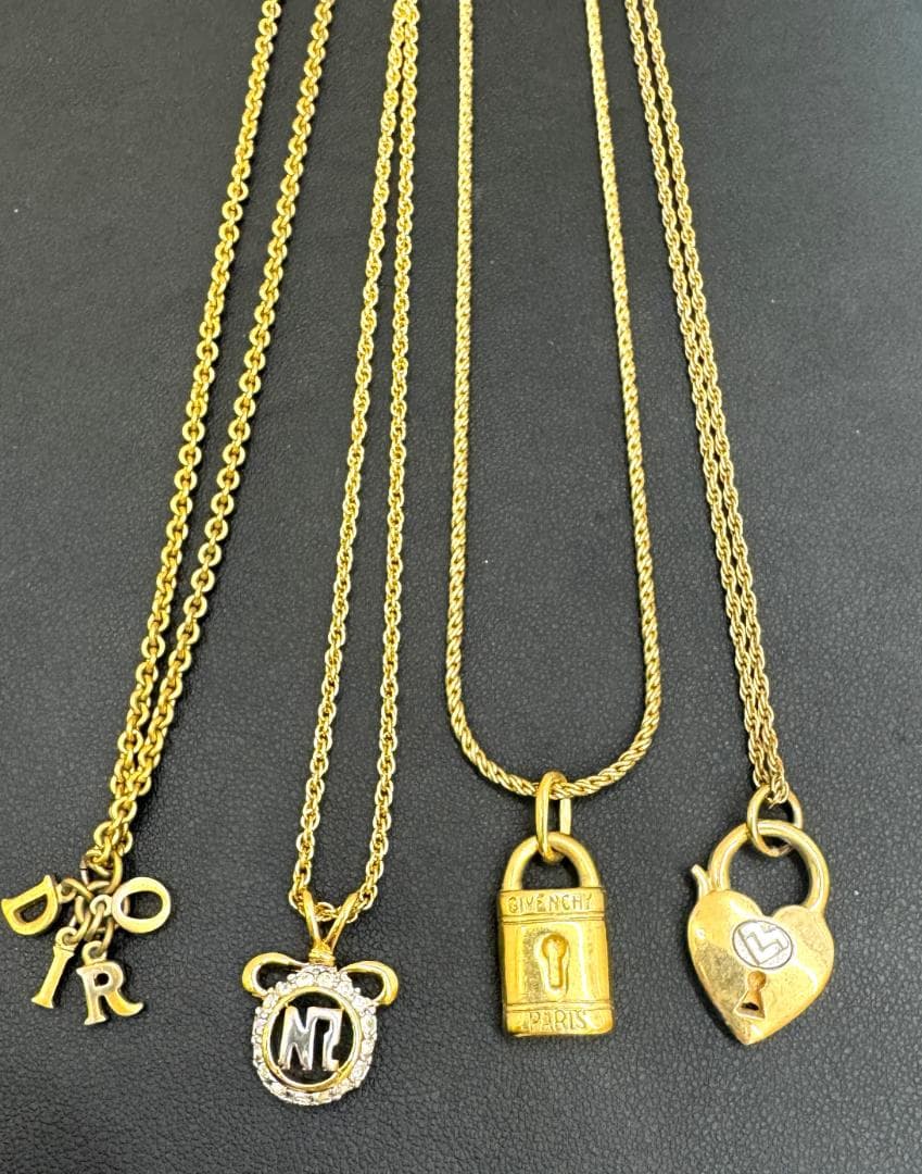 ☆ブランドアクセサリーまとめ売り Dior＆ニナリッチ＆ジバンシーなど