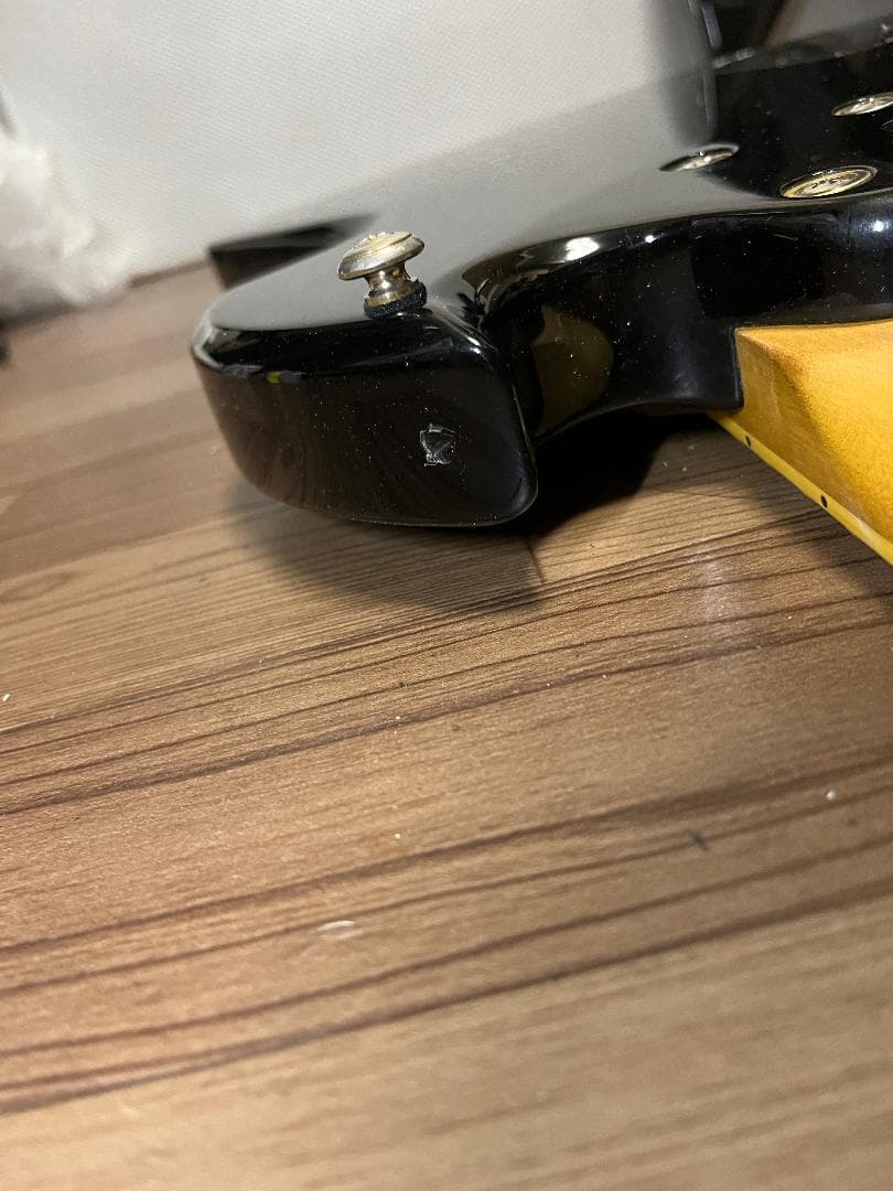 B.C.Rich モッキンバードベース　シースルーブラックサンバースト