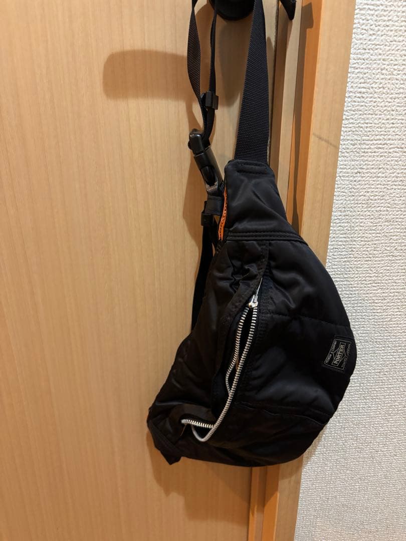 PORTER ショルダーバッグ　タンカー　吉田カバン TANKER(タンカー) SHOULDER BAG(L) | 吉田カバンホームページ