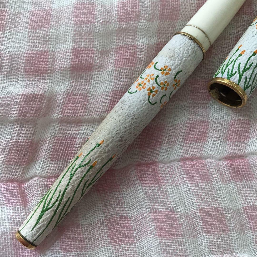 パイロット 万年筆 18K 18金 皮巻き ゴールド 花柄 細字 F 白軸 廃盤