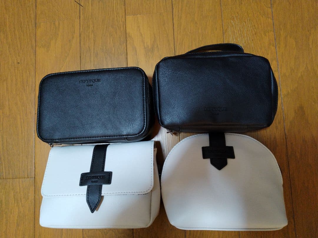 Diptyque 新品】カタール航空ビジネスクラスアメニティポーチ 4個