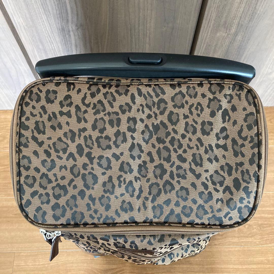 SWANY スワニー 座れるキャリーバッグ ヒョウ柄 レオパード柄 座面付き