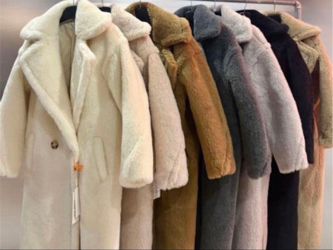 Chi Chan様専用 ホワイト ボア ロングコート