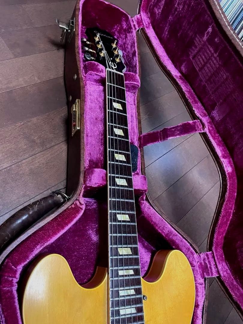 激レア！世界限定1965 ジョンレノン エピフォンカジノ CASINO - メルカリ