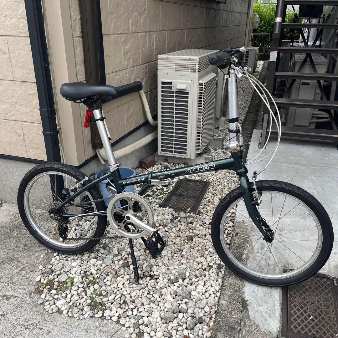 DAHON Boardwalk ブリティッシュグリーン　7速　引き取り専用です DAHON ( ダホン ) 折りたたみ自転車 BOARDWALK D7 ( ボードウォーク D7
