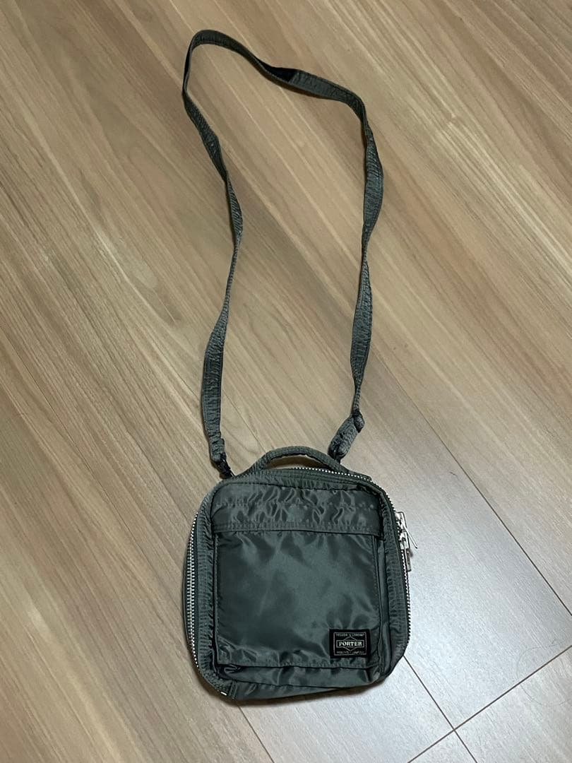 Porter ミニショルダーバッグ　グレー 楽天市場】ポーター リフト ショルダーバッグ 822-07411 吉田カバン