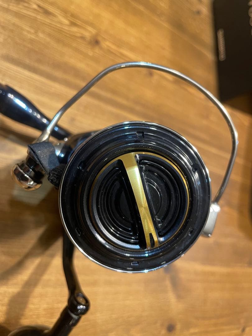 シマノ 20ステラSW6000XG 超美品 実釣一回の2時間使用 - メルカリ