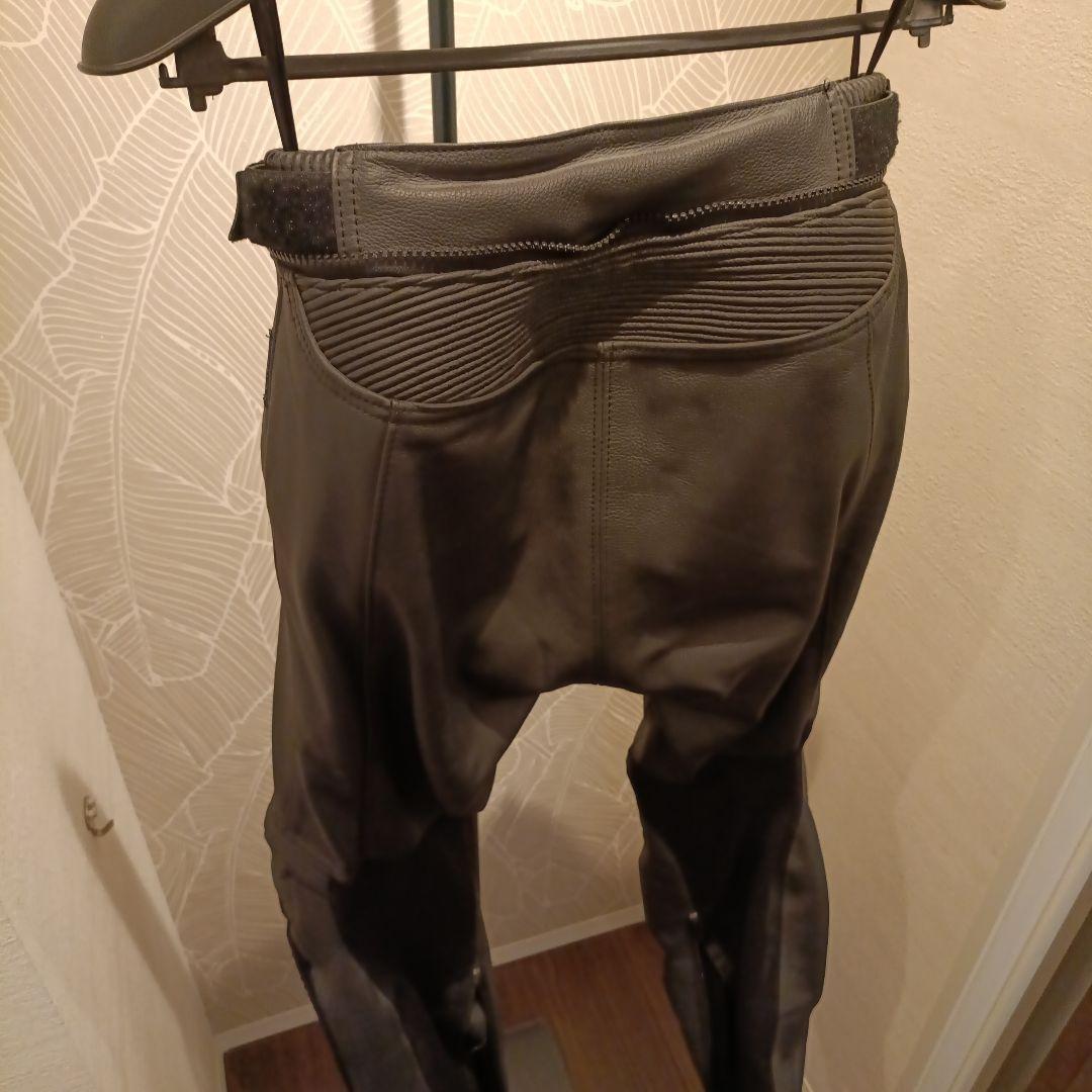 メルカリ市中特価】アレンネス レザーライディングパンツ - メルカリ