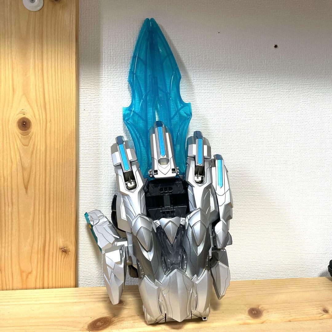 ナンバーワン戦隊ゴジュウジャー 銀のテガソード - メルカリ
