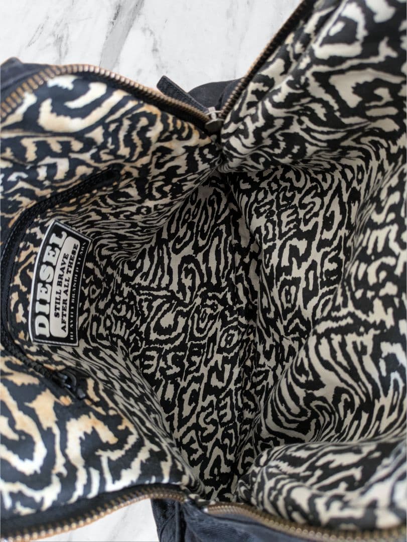 DIESEL archive metal logo handbag y2k