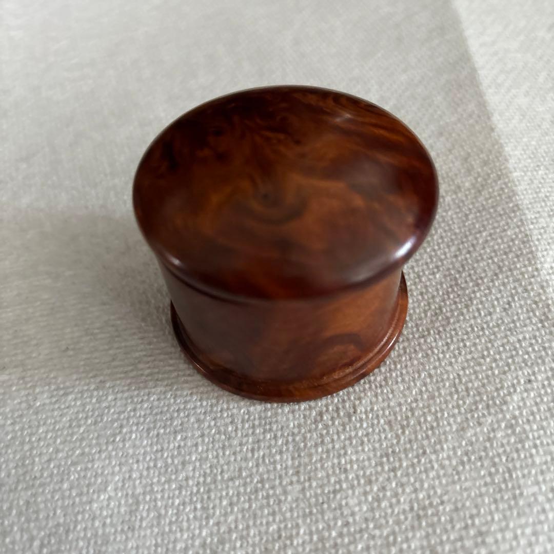 ギョーム松脂希少木箱新品の松脂付属