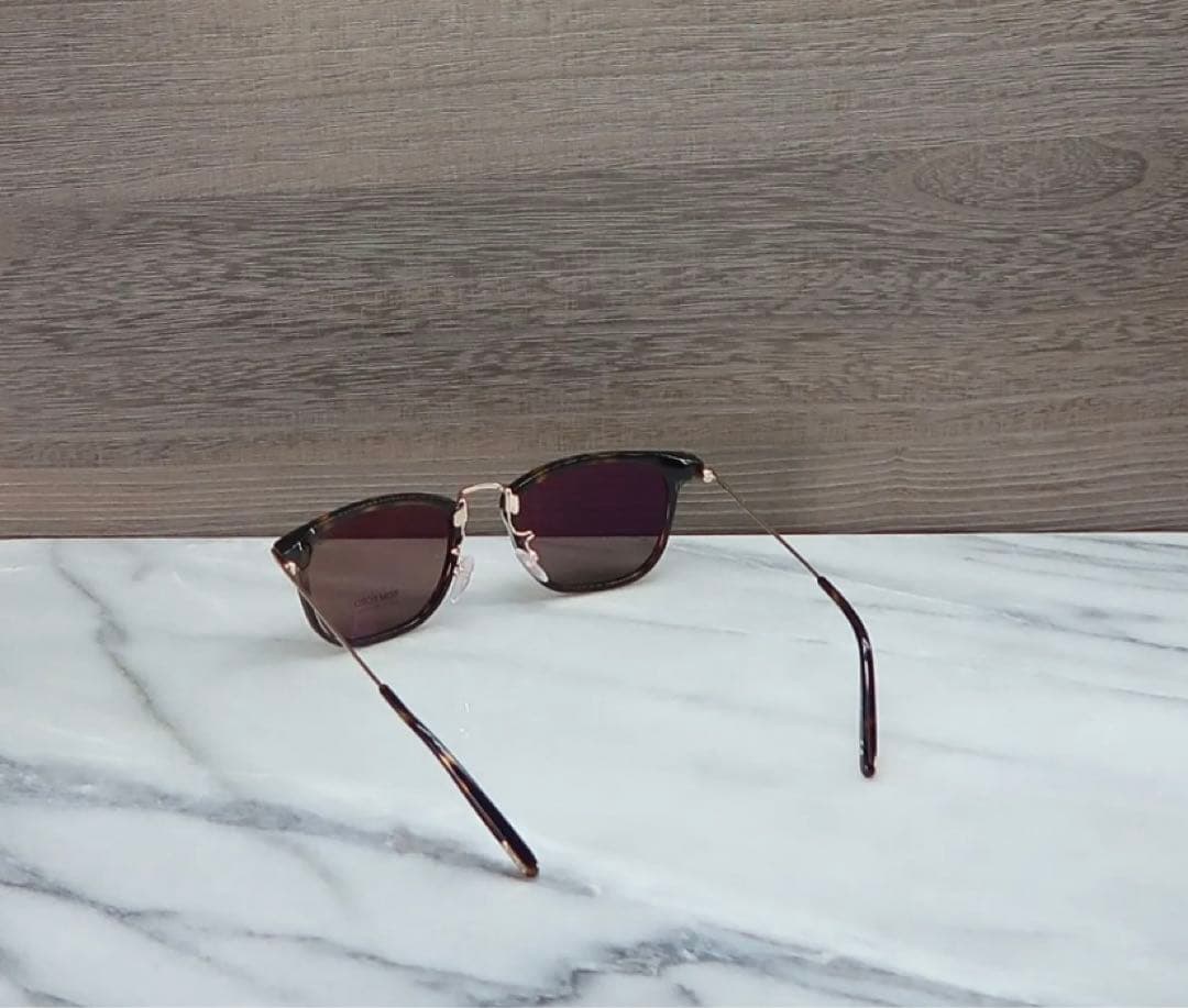 朝倉未来 着用TOMFORD トムフォード オファー サングラスTF672 52E