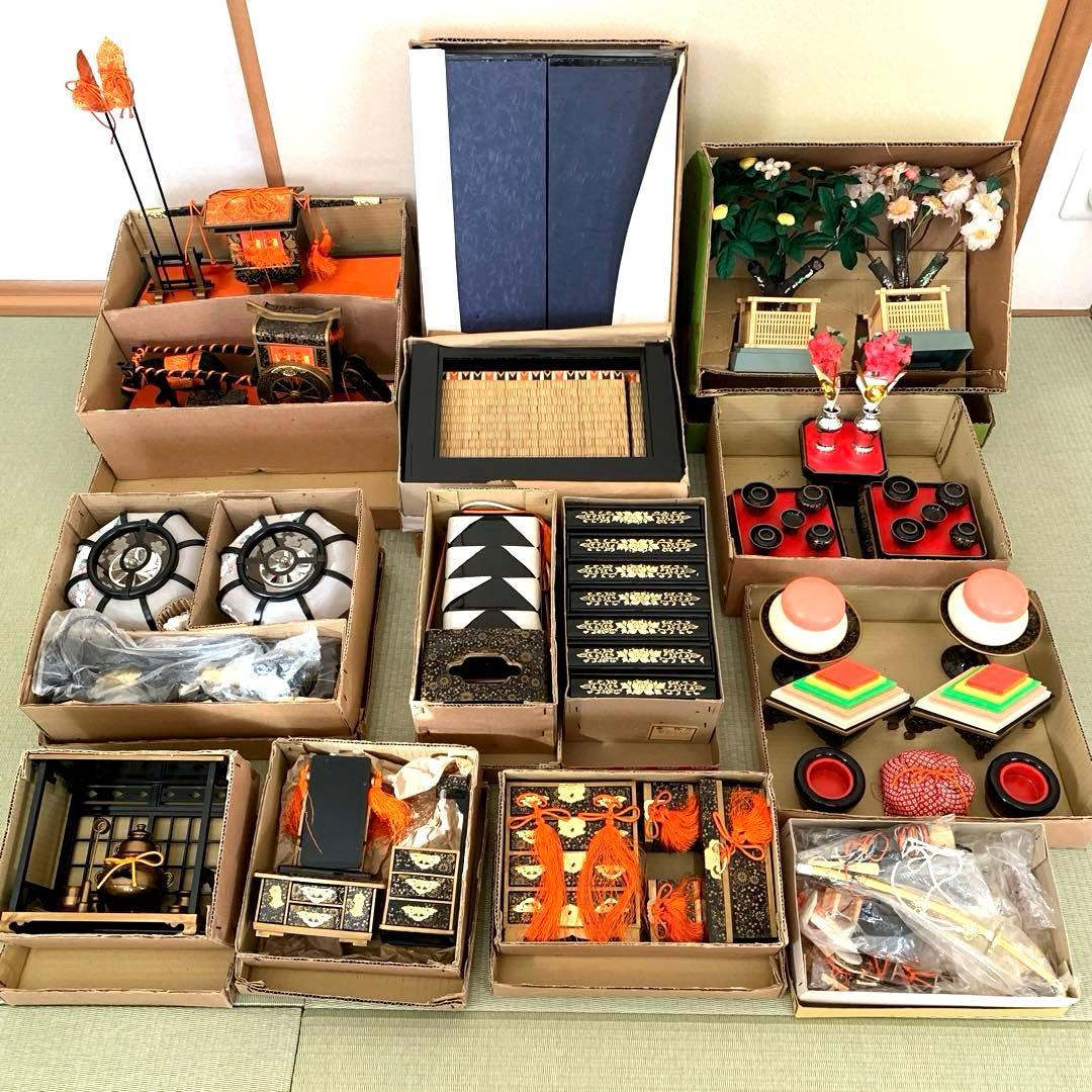 雛人形道具セット　ひな人形　御道具セット　七段 雛人形 ひな人形衣裳着十五人七段飾りセット秀光オリジナル限定品