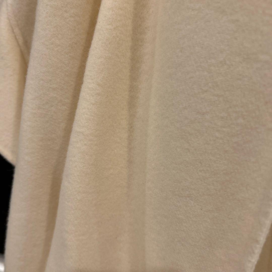 新品 M-premierBLACK アイボリー ケープ