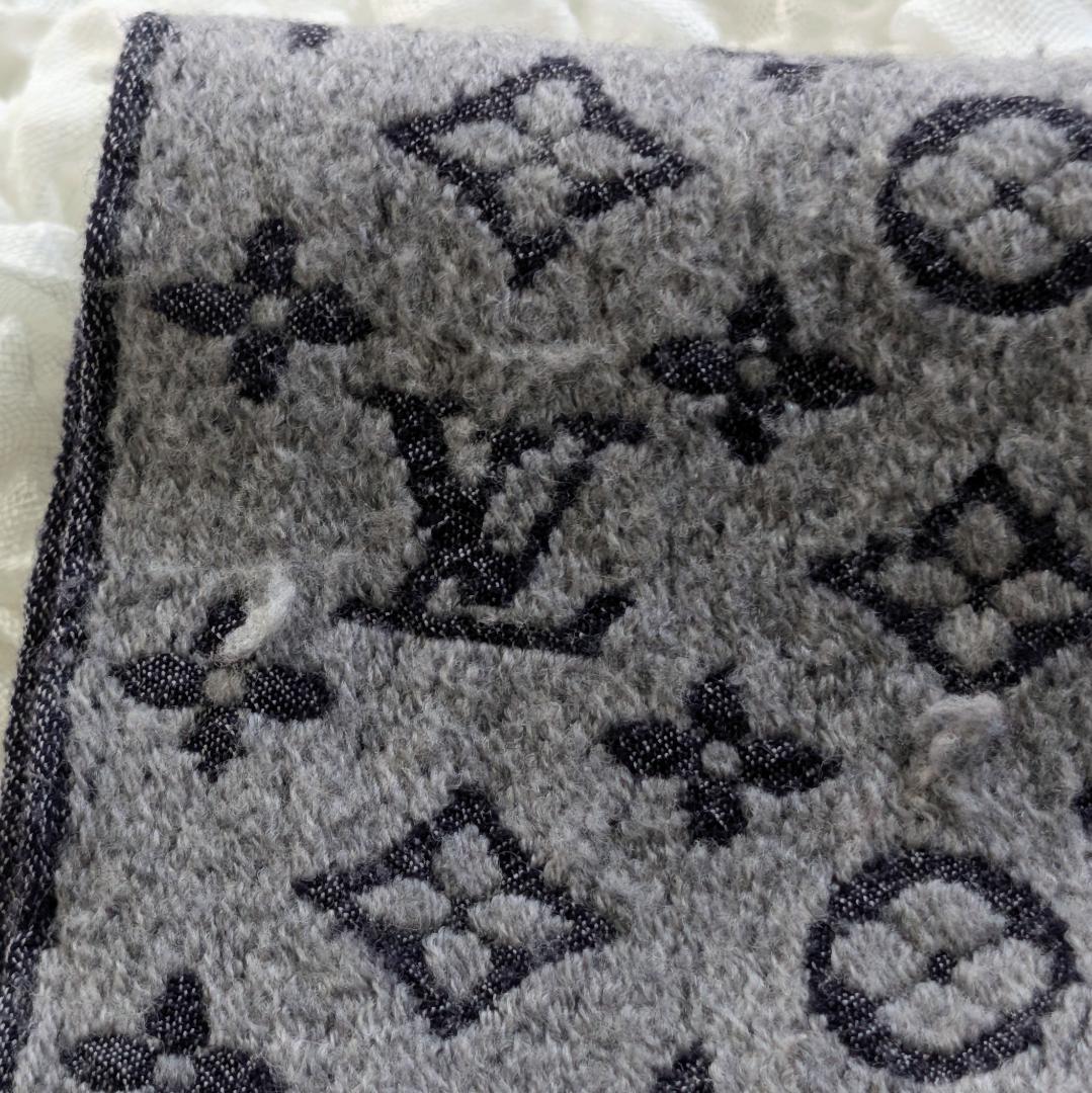 ルイヴィトン エシャルプ モノグラム クラシック マフラー グレー系