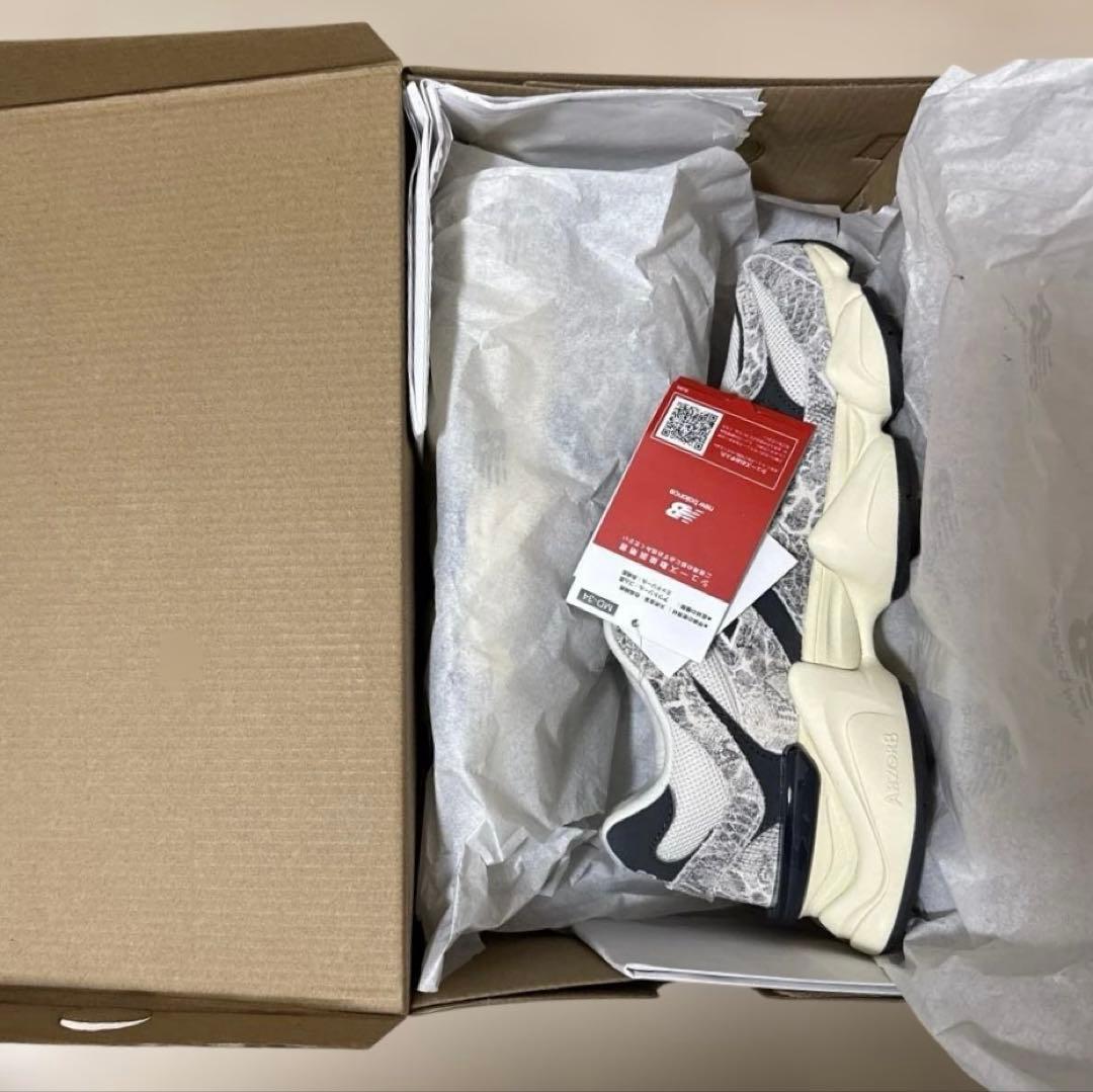 ニューバランス　9060 U9060SNA 24.5cm