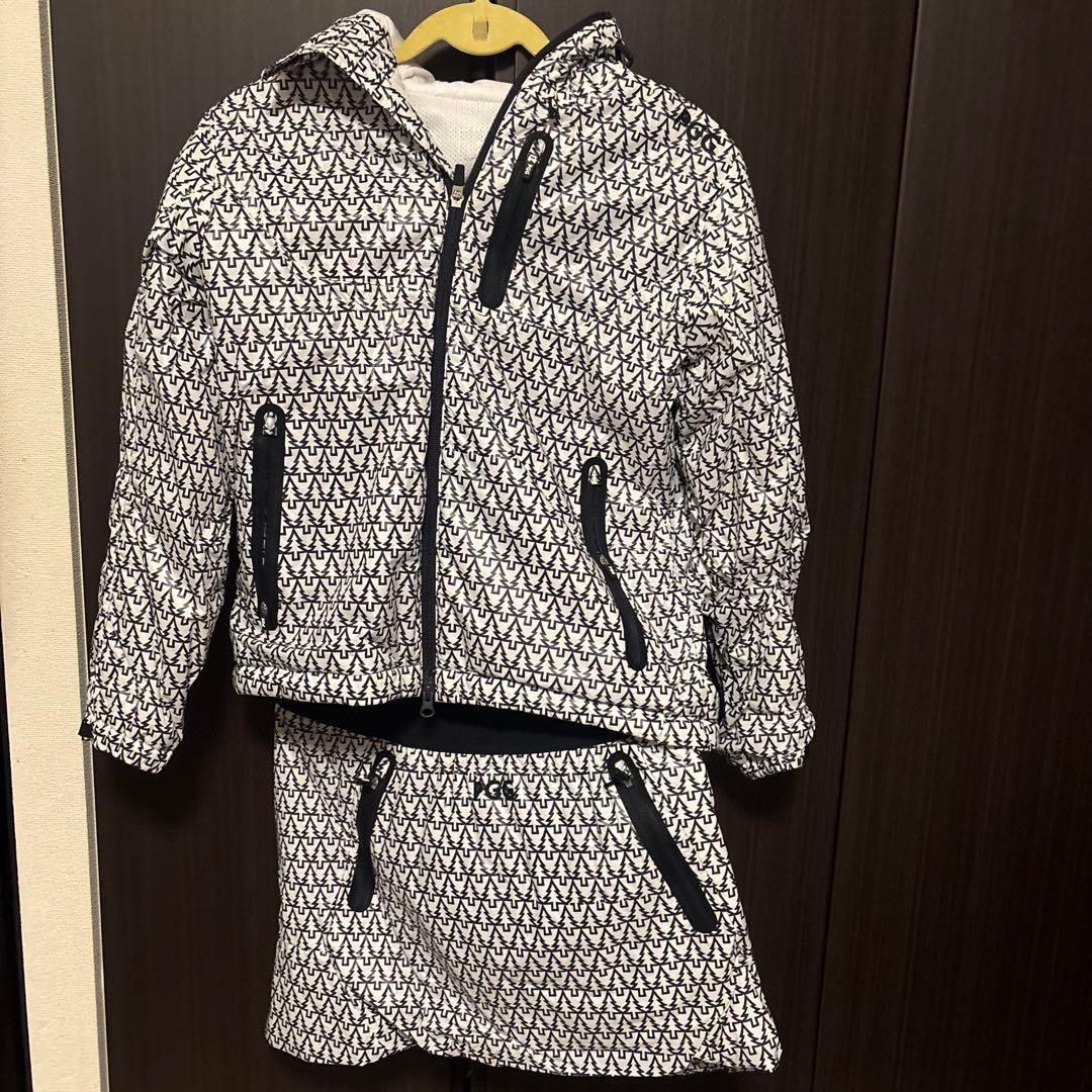 パーリーゲイツ セットアップ。とても暖かくかわいい大変美品 防寒白黒