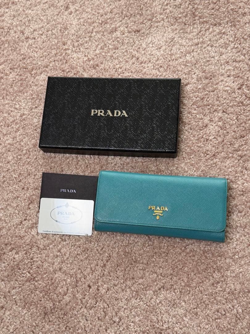 PRADA ターコイズ 長財布 PRADA 長財布ターコイズ PRADA プラダ 長財布