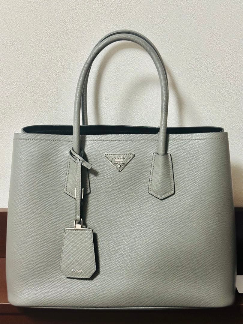 プラダ(Prada) BN2823 Saffiano Cuir ハンドバッグ - メルカリ