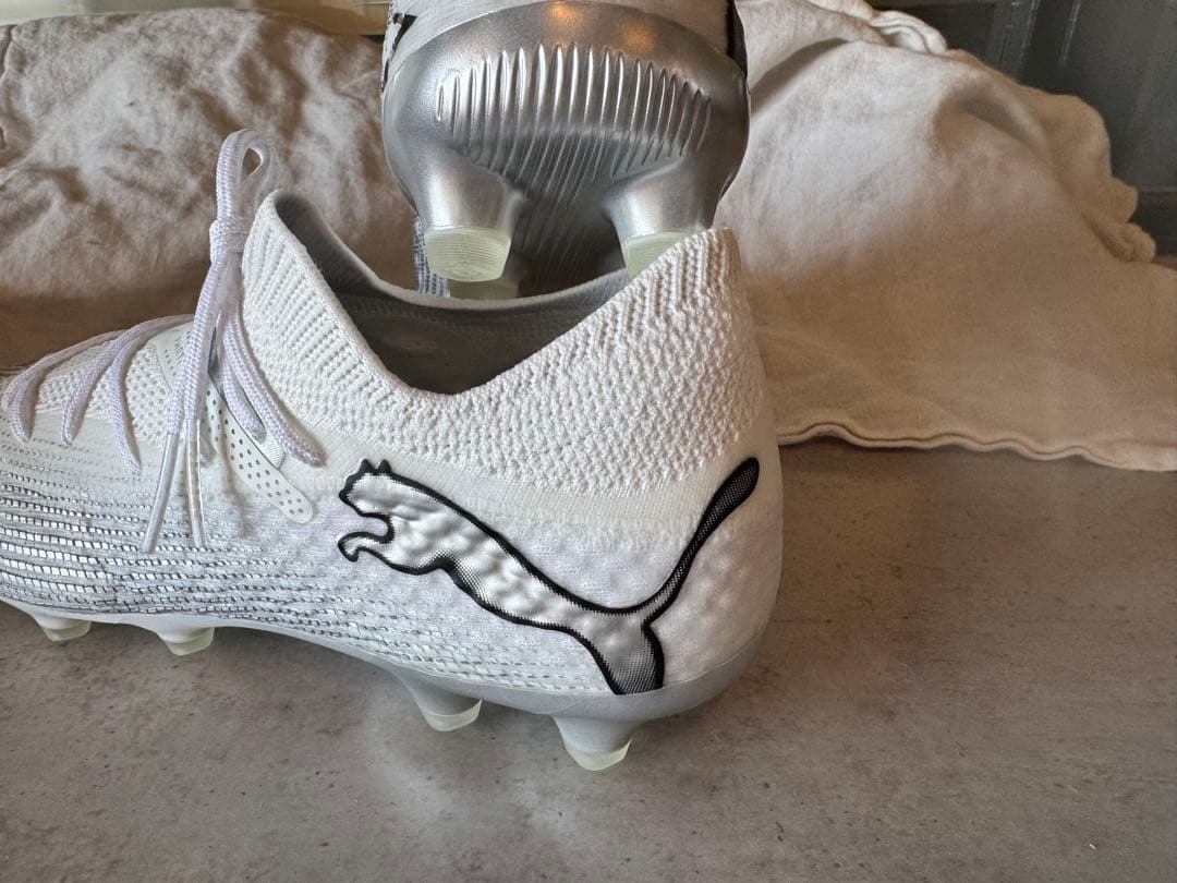 PUMA サッカースパイク　24.5cm