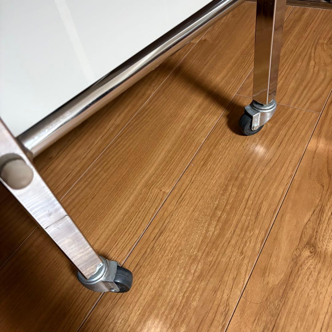 美品 高田ベッド ワーゴンキャスター付 院内設備 医療用 収納 2段式