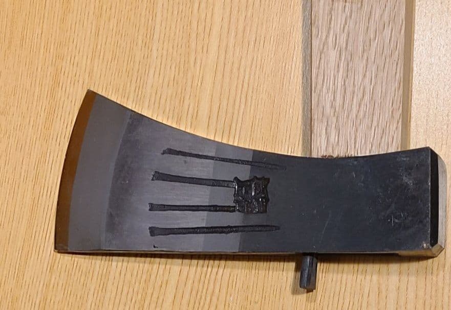 ラ*ル様 値下げ！銘「虎光」木割斧　1.5kg