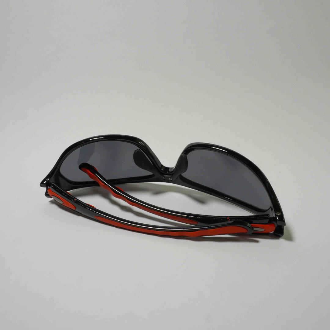 スポーツサングラス ブラック レッド メンズ - メルカリ