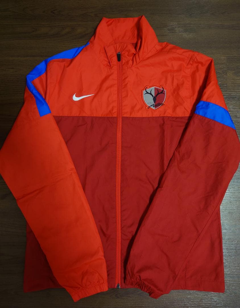 2013年 鹿島アントラーズ ウインドブレーカー MサイズNIKE 鹿島
