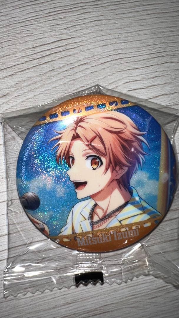 アイナナ 和泉三月 缶バッジ - メルカリ