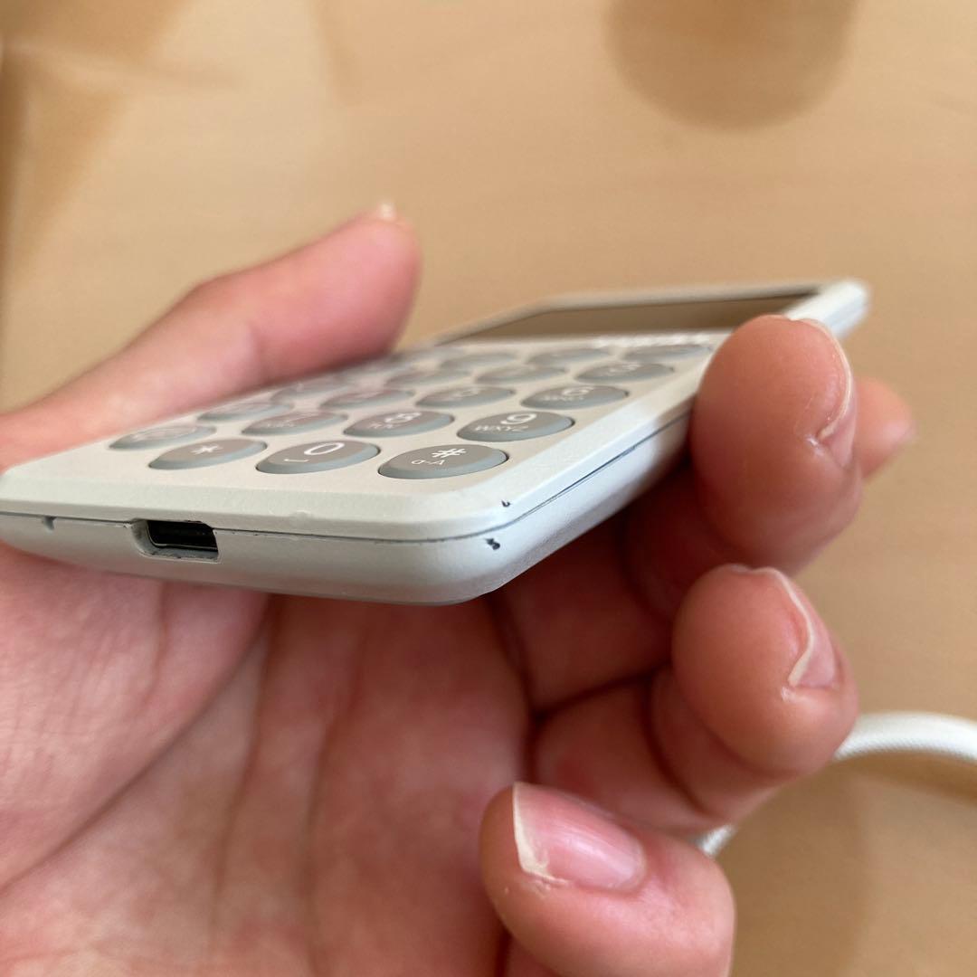 Punkt. MP 02 ホワイト 携帯電話本体 - メルカリ
