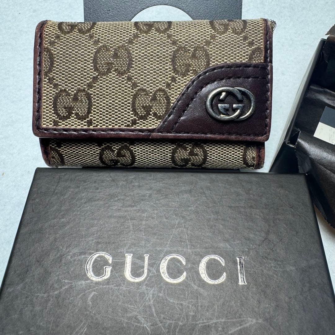 GUCCI GGキャンバス レザーキーケース 箱付き 最高