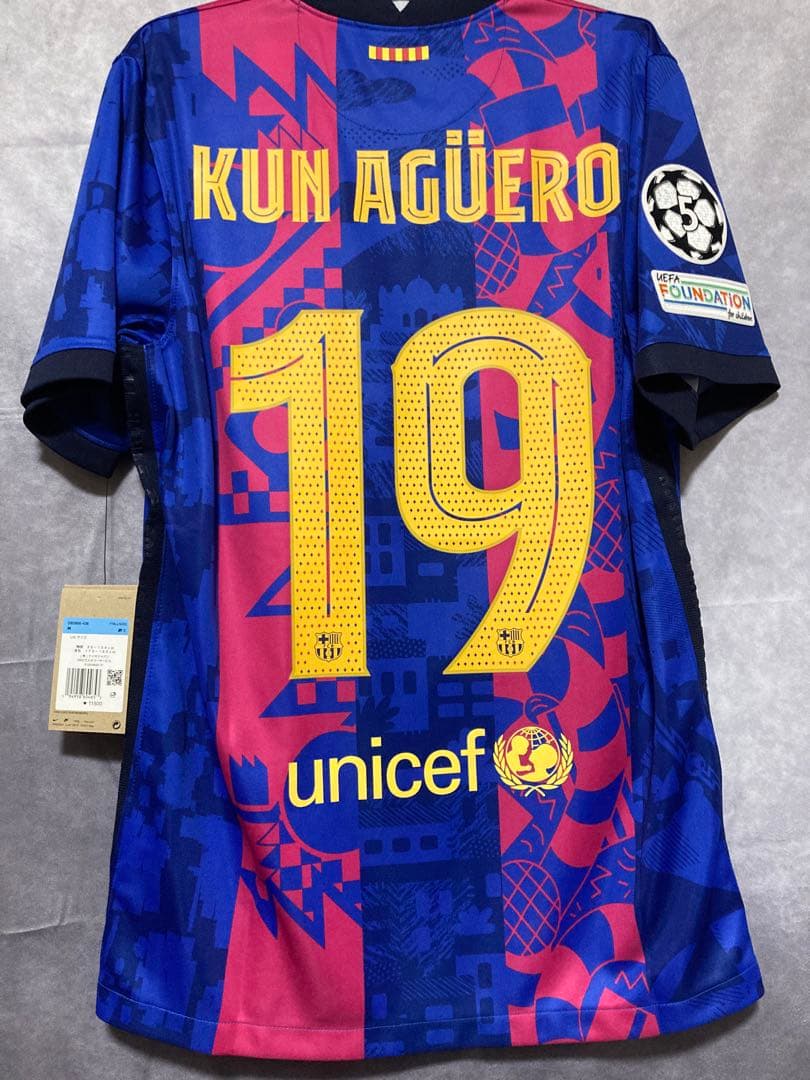 正規品adidasアルゼンチン代表「16」セルヒオ・アグエロ 半袖Mユニフォーム