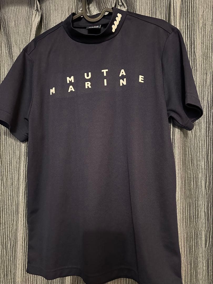 MUTA(ムータ)_モックネックTシャツ ネイビー ムータマリンゴルフ