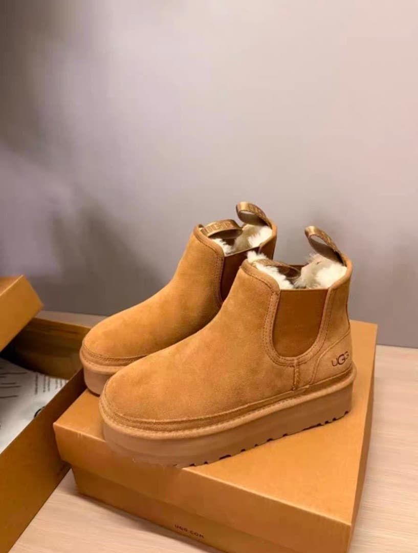靴 UGG Neumel Platform Chelsea 23cm UGG NEUMEL PLATFORM CHELSEA BLACK SUEDE SHEARLING WOMEN'S BOOTS