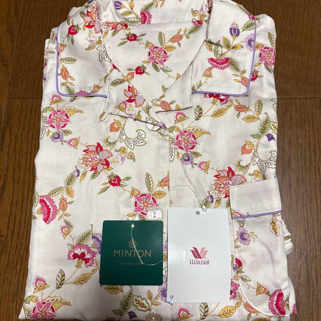 新品タグ付き【Wacoal 】M INTON 婦人パジャマ Mサイズ WACOAL（ワコール） レディースパジャマ マタノアツコ長袖長パンツ