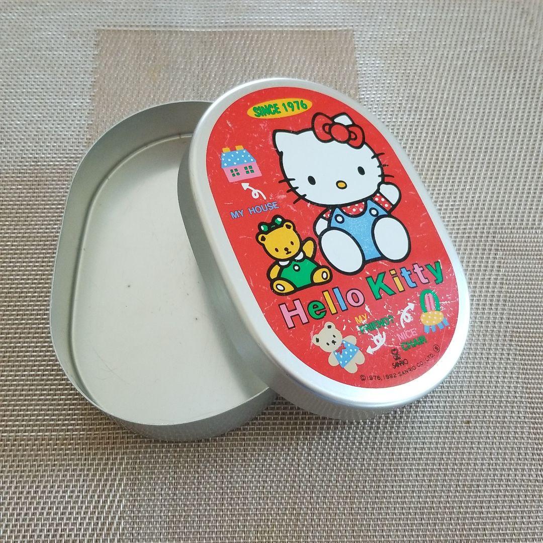 昔懐かしいハローキティのアルミお弁当箱幼稚園保育園用 - メルカリ