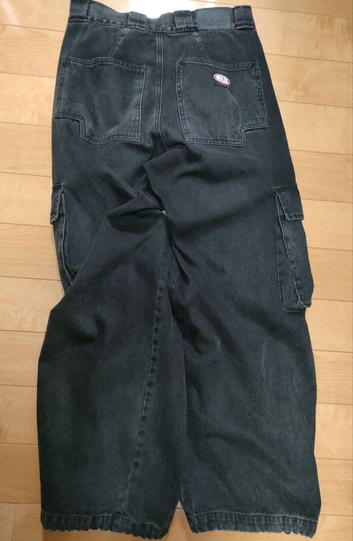 WILLY CHAVARRIA RAVER CARGOPANT（一月末掲載終了） - メルカリ