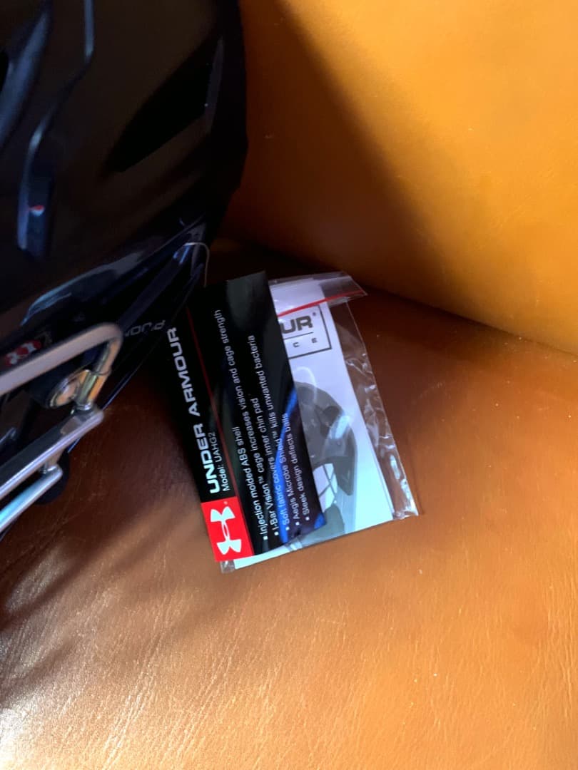 新品2026年☆アメリカ限定発売☆アンダーアーマー☆キャッチャー