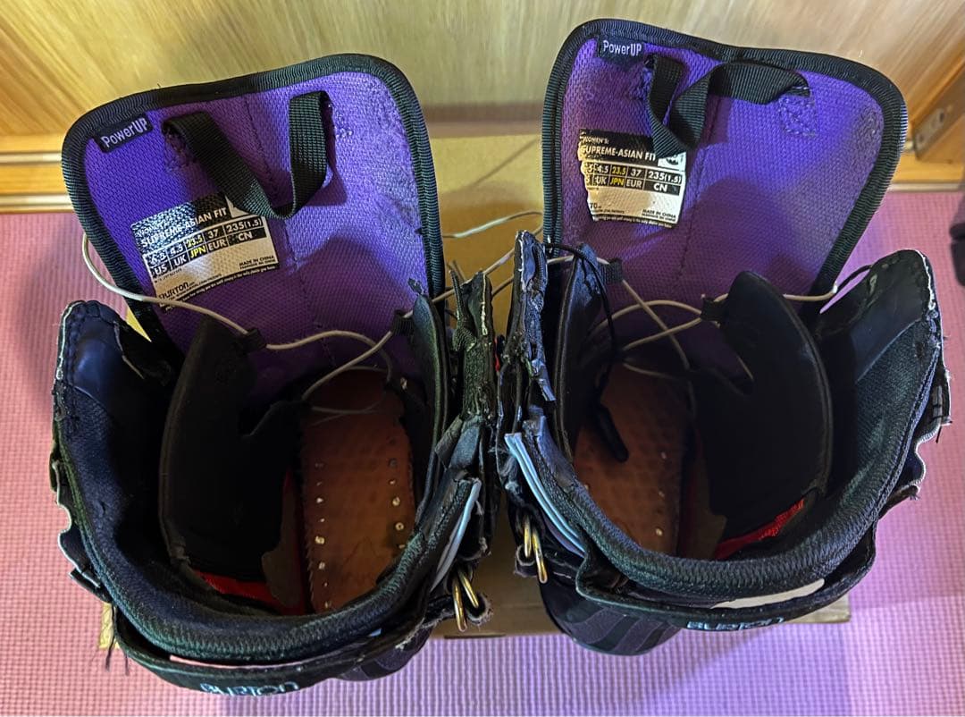 【Burtonスノーボードブーツ】Supreme WMS 23.5cm